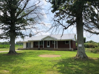 Lake Home Off Market in Russell Springs, Kentucky