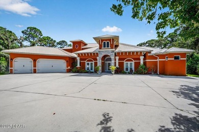Tucked away on over 3 acres of secluded paradise in the center - photo 4
