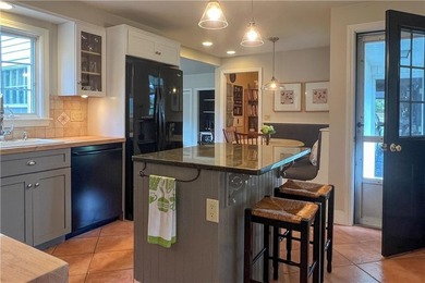 Welcome to the desirable Slate Hill Farm neighborhood. This - photo 9