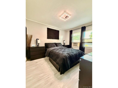 ****** NO FLOOD INSURANCE REQUIRED & SUPER LOW TAXES ***** - photo 6