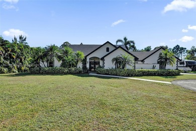 (private lake, pond, creek) Home For Sale in Loxahatchee Florida