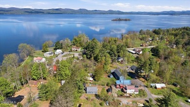 Come see this super cute home just around the corner from the - photo 4