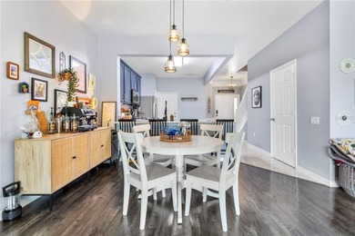 This immaculate 2 bedroom, 2.5 bathroom unit is now available in - photo 8