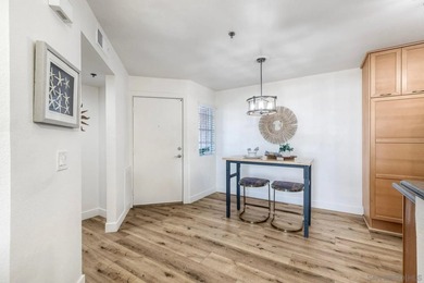 Beautiful top-floor corner-unit condo in the highly sought-after - photo 4
