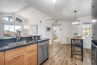 Beautiful top-floor corner-unit condo in the highly sought-after - photo 7