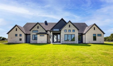 Shadow Lake Estates Home For Sale in Wills Point Texas