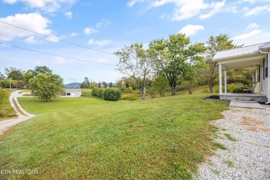 Welcome home to this charming 2-bedroom, 1-bath home in the - photo 4