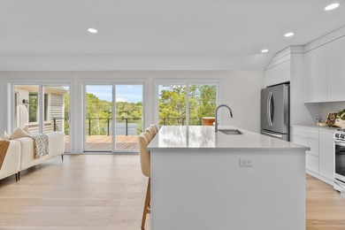 New spacious front yard and entrance redesigned !!! Fall in love - photo 17