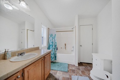 Tucked away in a quiet Rockaway Beach neighborhood near Lake - photo 17