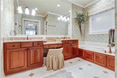 Step into perfection - size, style, and layout all come together - photo 29