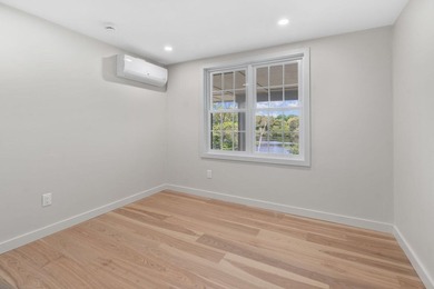 New spacious front yard and entrance redesigned !!! Fall in love - photo 30