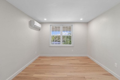 New spacious front yard and entrance redesigned !!! Fall in love - photo 32