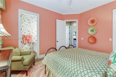 Step into perfection - size, style, and layout all come together - photo 33