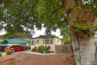 Step right up to 2377 Poplar Ave in East Palo Alto, CA, USA - photo 2