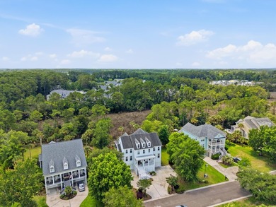 Welcome to this beautifully maintained 5 Bed/4Bath - photo 4
