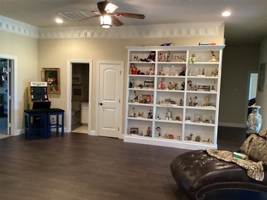MOTIVATED SELLER! Experience refined living in this stunning - photo 17