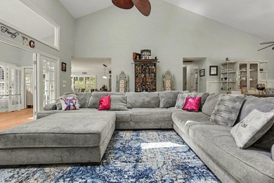 YOU FOUND THE ONE!!! Magnificent 3-bedroom, 3.5 bath brick home - photo 5