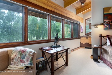 Set on the West Bank of the Snake River in Wilson, this 9 - photo 26