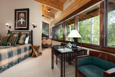 Set on the West Bank of the Snake River in Wilson, this 9 - photo 30