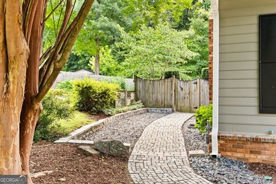 Welcome Home to 491 Timberlea Lake Drive. This beautiful and - photo 46