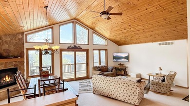 Exceptional investment opportunity on the shores of Lake - photo 5