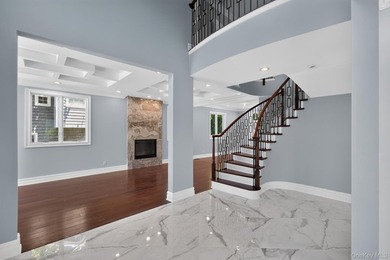 Video & Pictures: Welcome to 25 Maple Grove Street, a stunning - photo 10