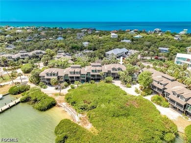 End Unit With Harbor Views & Dock Access! Experience the - photo 8