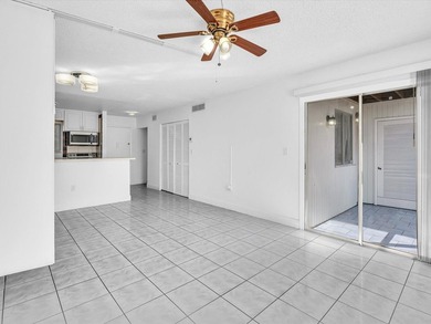 Charming 1-bedroom, 1-bath first-floor corner unit in Forest - photo 18