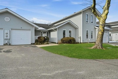 Enjoy maintenance-free luxury in the highly desirable Fairfield - photo 2