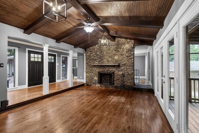 This is an opportunity to own your own slice of heaven! Nestled - photo 4