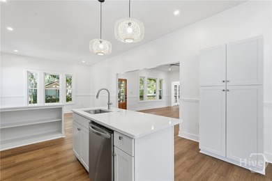 Beautifully renovated 4-bedroom, 4-bath home that perfectly - photo 24