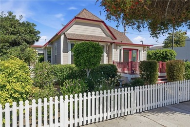 Welcome to this beautifully restored Midtown Ventura residence - photo 2