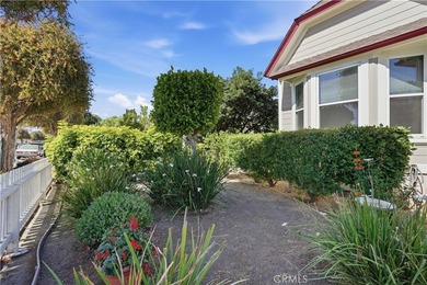 Welcome to this beautifully restored Midtown Ventura residence - photo 3