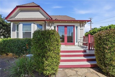 Welcome to this beautifully restored Midtown Ventura residence - photo 4