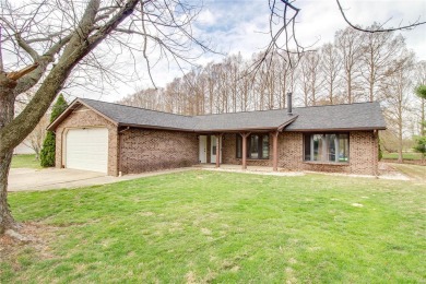 (private lake, pond, creek) Home For Sale in Alton Illinois