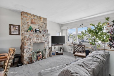 Experience the beauty of sweeping waterfront vistas from this - photo 8