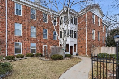 Lake Mendota Condo For Sale in Madison Wisconsin