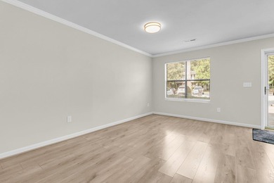 Welcome to this beautifully renovated 2-bedroom, 1.5-bath - photo 8