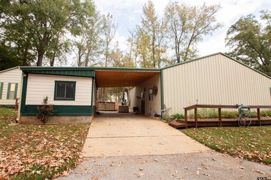 Lake Striker Home For Sale in Jacksonville Texas