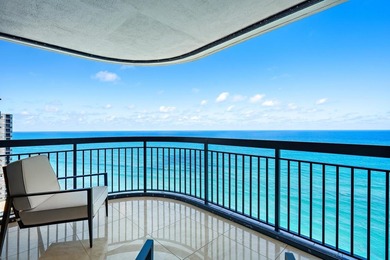 Wake up to panoramic ocean views from this beautifully appointed - photo 6