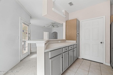 Welcome Home! This highly desirable ground floor, corner - photo 8