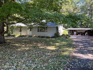 Watts Bar Lake Home Sale Pending in Kingston Tennessee