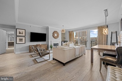 Exceptional two-bedroom, two full and one-half bath luxury - photo 3