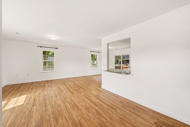 Welcome to this beautiful home in the heart of West Ashley - photo 10