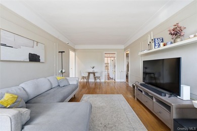 Spacious 1BR/1BA condo with one of the best layouts in the - photo 6
