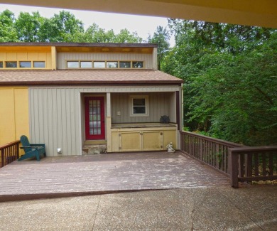Lake Townhome/Townhouse For Sale in Cherokee Village, Arkansas