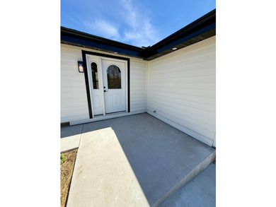 Additional listing photo 4