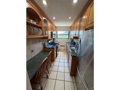 LOOKING FOR CASH OFFERS --- This fabulous 1 bedroom, 1 bathroom - photo 4