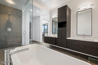 Penthouse at Portland on the Park - Rare Floor Plan that is hard