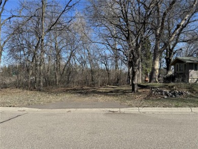 Lake Lot For Sale in White Bear Lake, Minnesota